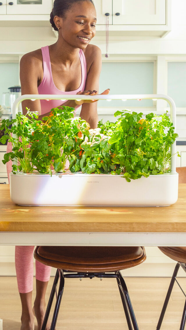 Click and Grow - shop indoor gardens